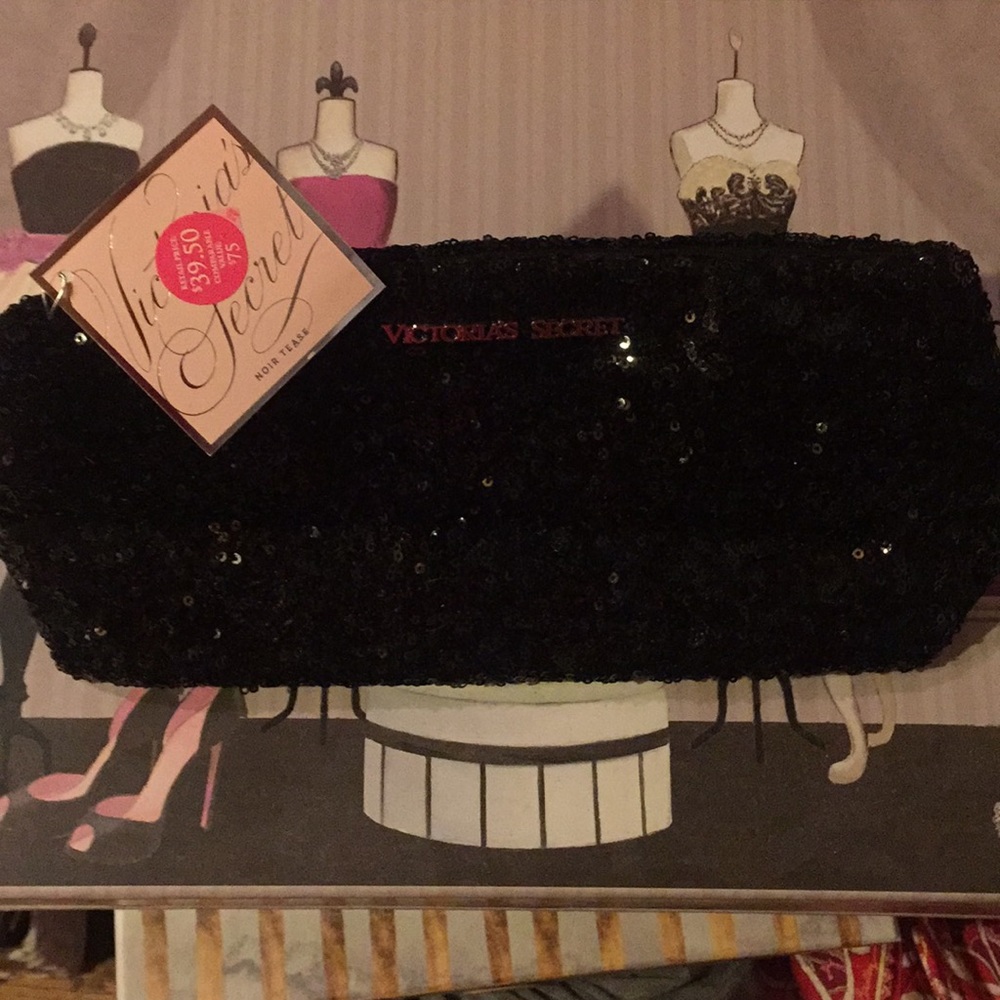 NWT VINTAGE VICTORIAS SECRET BLACK SEQUINS CLUTCH